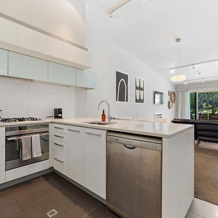 Stylish Haven Luxury Interiors In Prime Location Lejlighed Queenstown Eksteriør billede